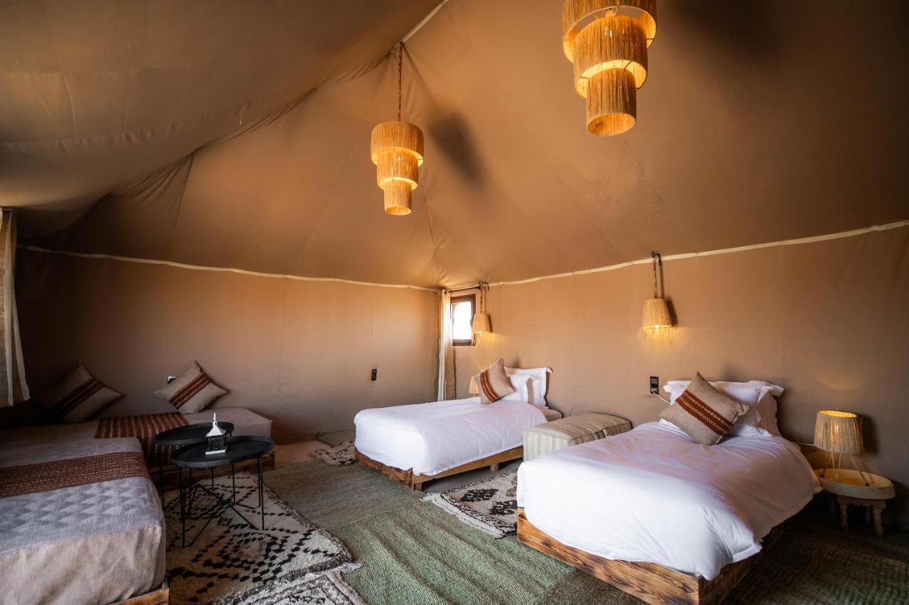Aiour Luxury Camp Hotel Merzouga Bagian luar foto