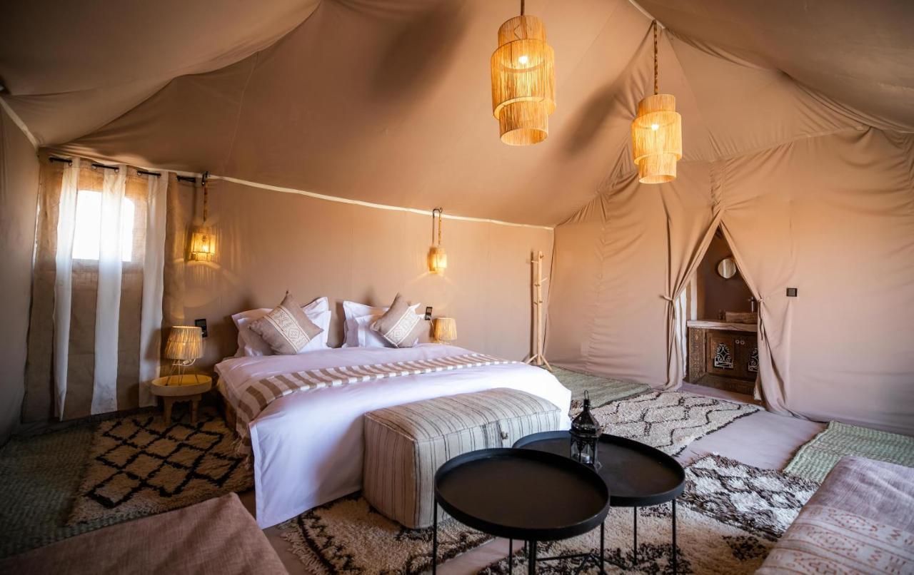Aiour Luxury Camp Hotel Merzouga Bagian luar foto