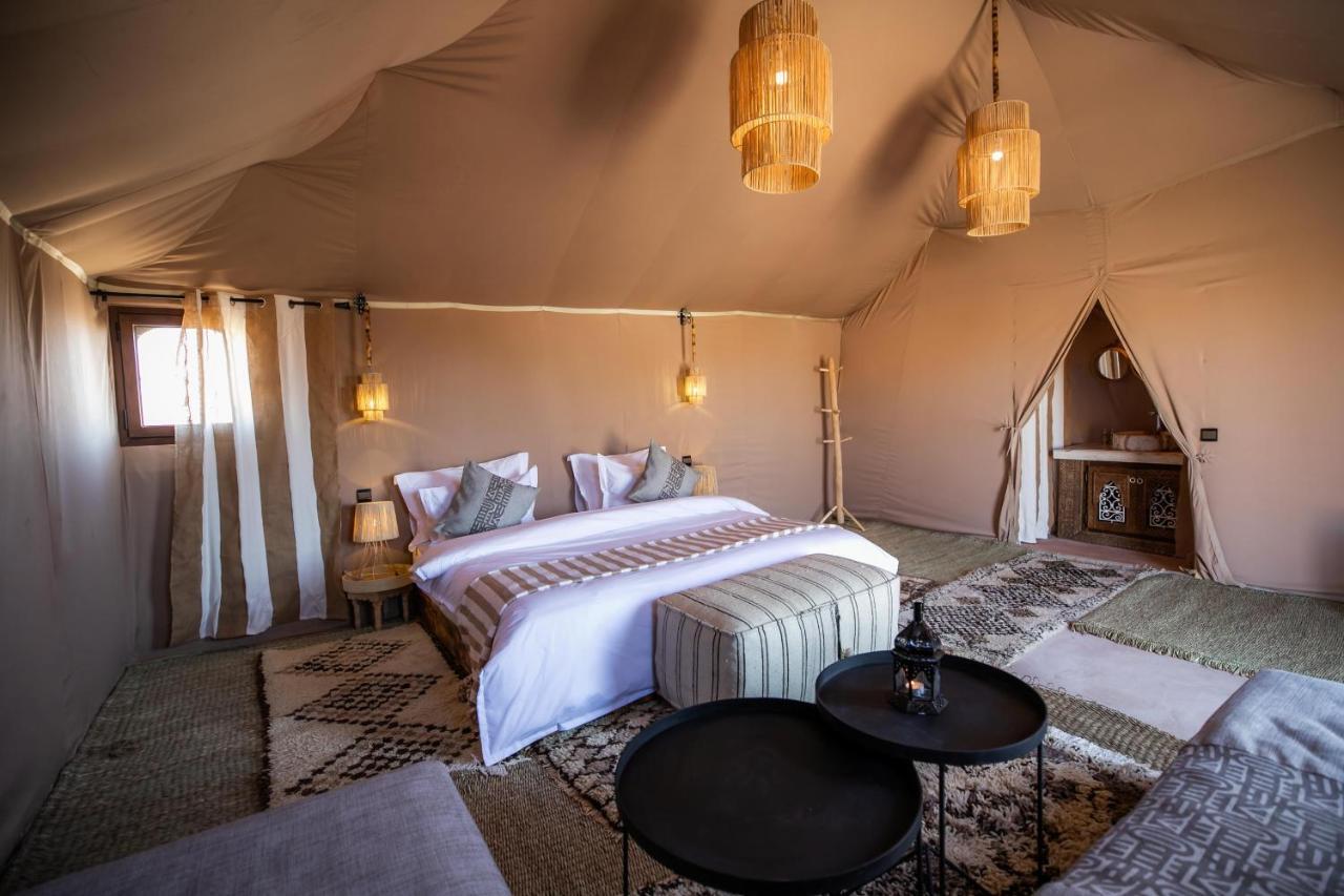 Aiour Luxury Camp Hotel Merzouga Bagian luar foto