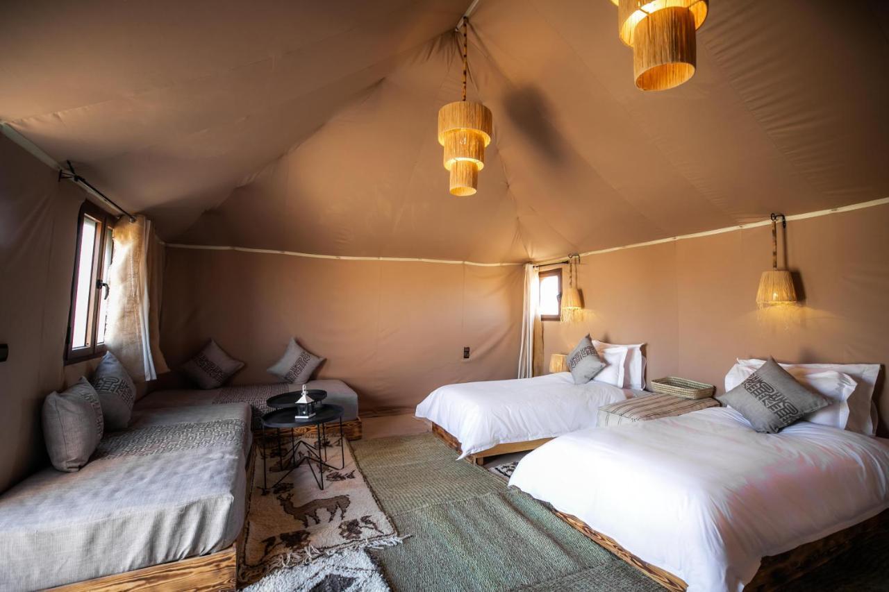 Aiour Luxury Camp Hotel Merzouga Bagian luar foto