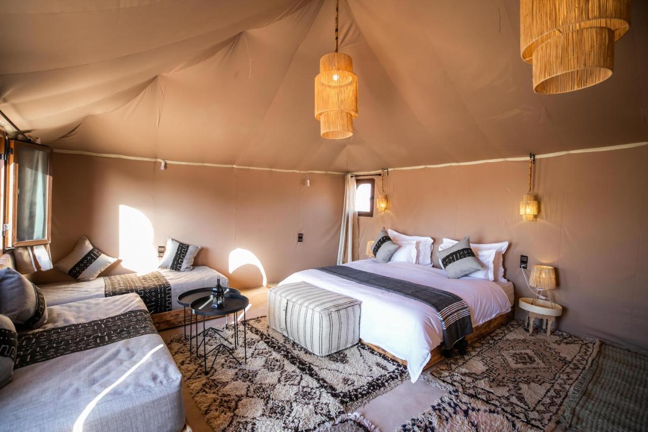 Aiour Luxury Camp Hotel Merzouga Bagian luar foto