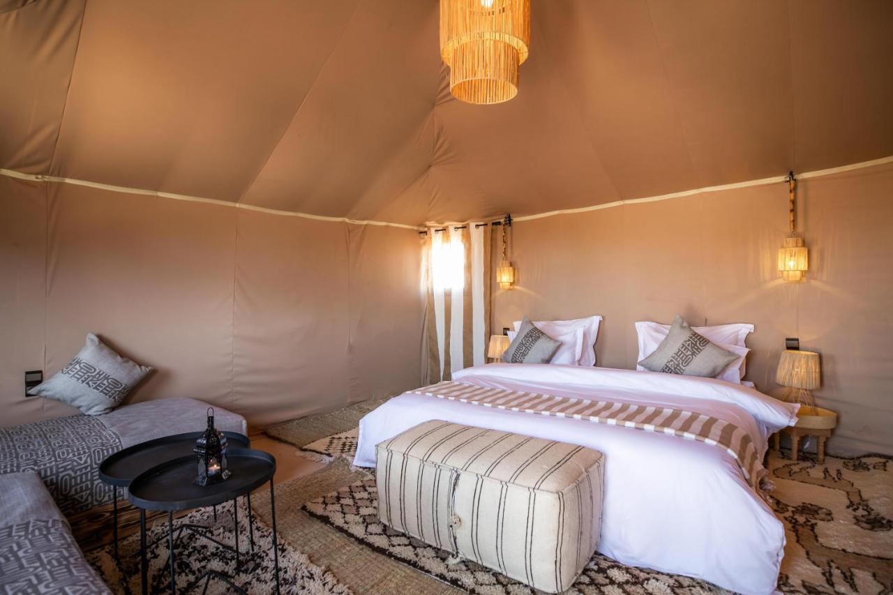 Aiour Luxury Camp Hotel Merzouga Bagian luar foto