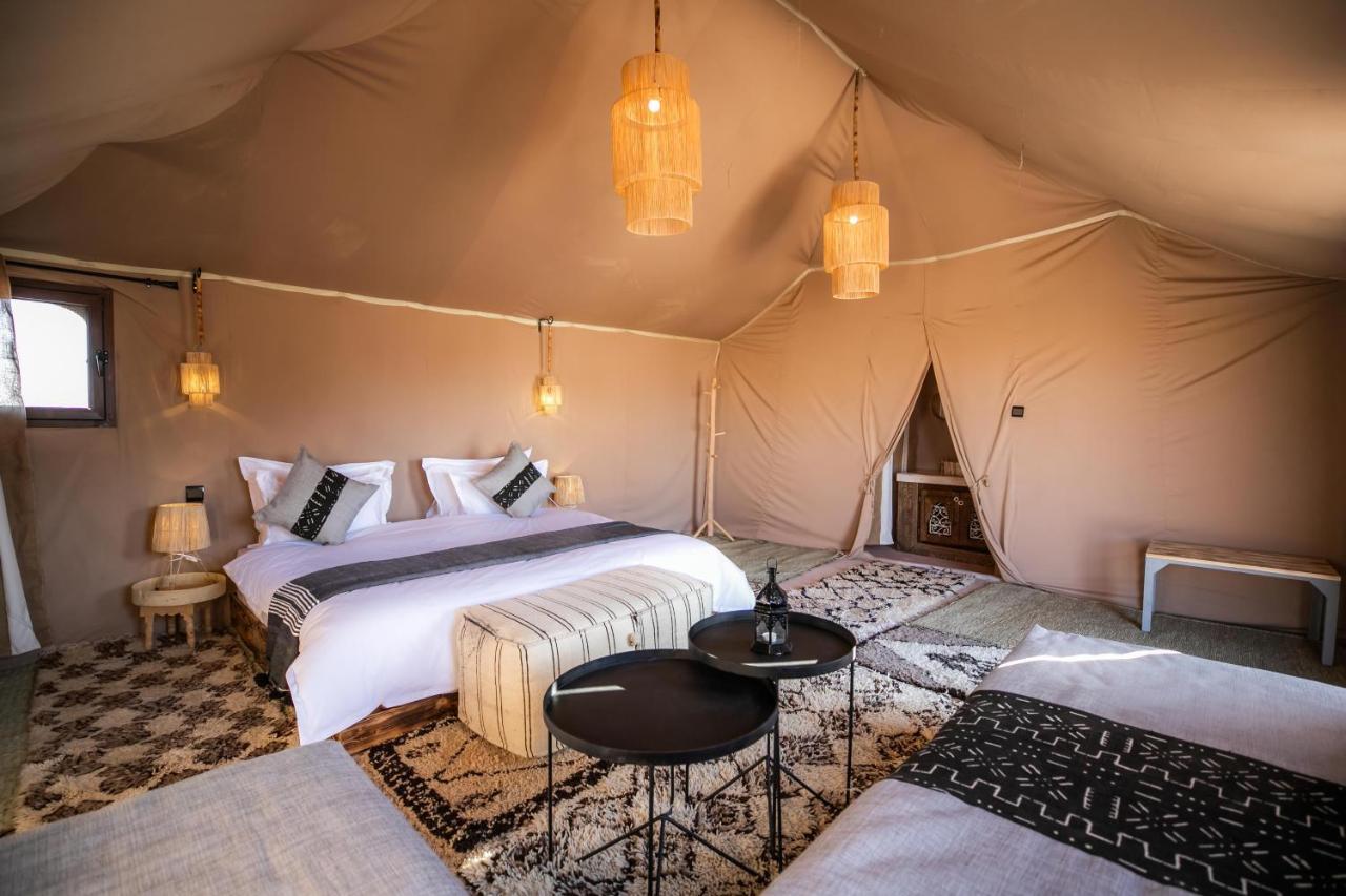 Aiour Luxury Camp Hotel Merzouga Bagian luar foto
