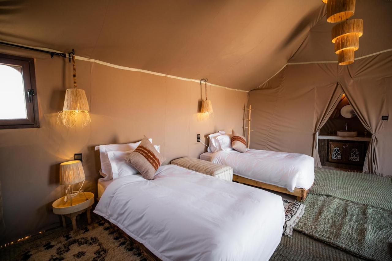Aiour Luxury Camp Hotel Merzouga Bagian luar foto
