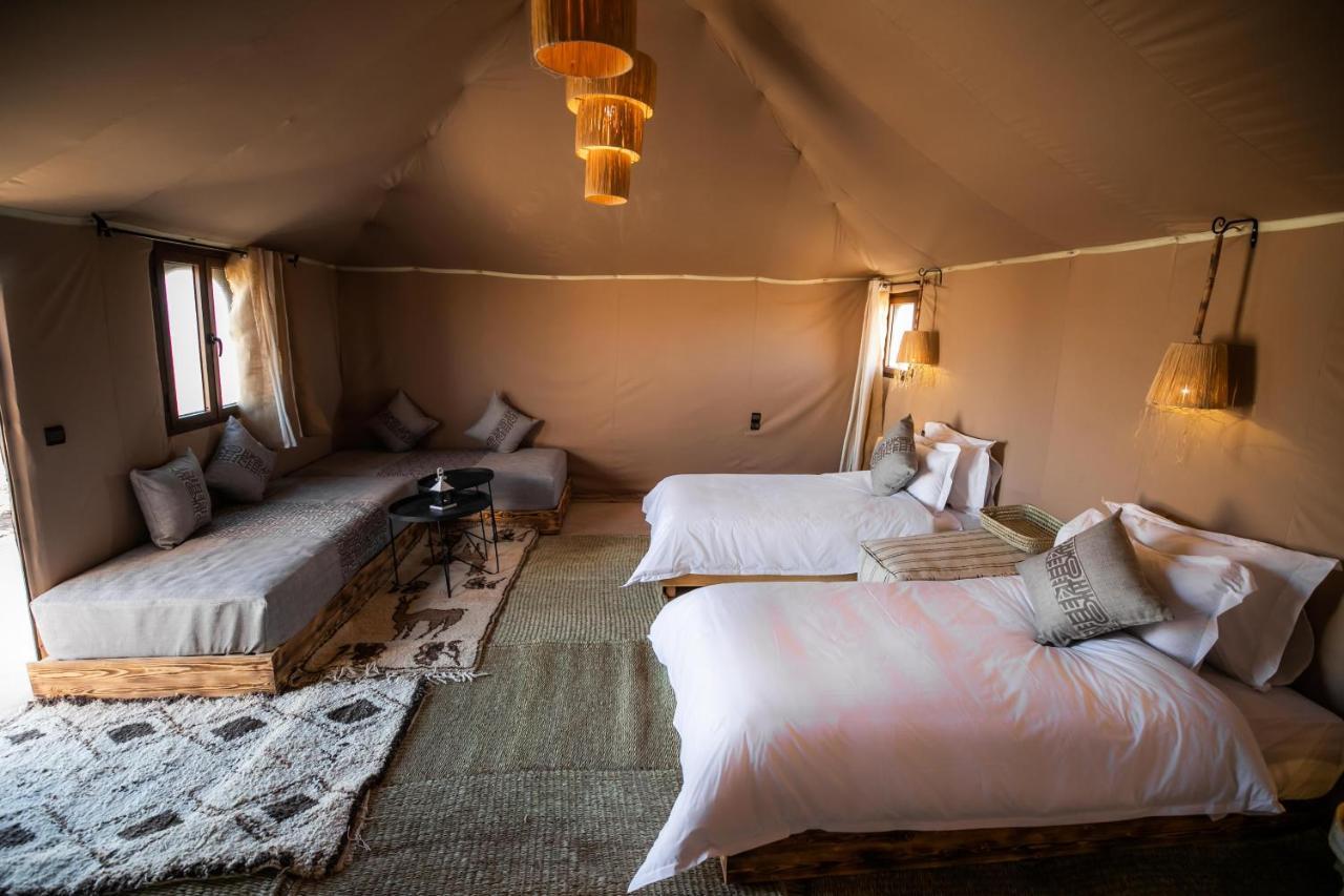 Aiour Luxury Camp Hotel Merzouga Bagian luar foto