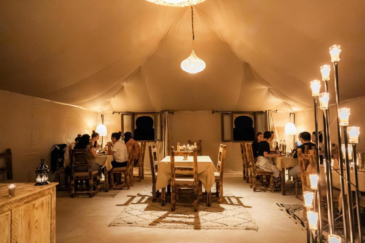 Aiour Luxury Camp Hotel Merzouga Bagian luar foto