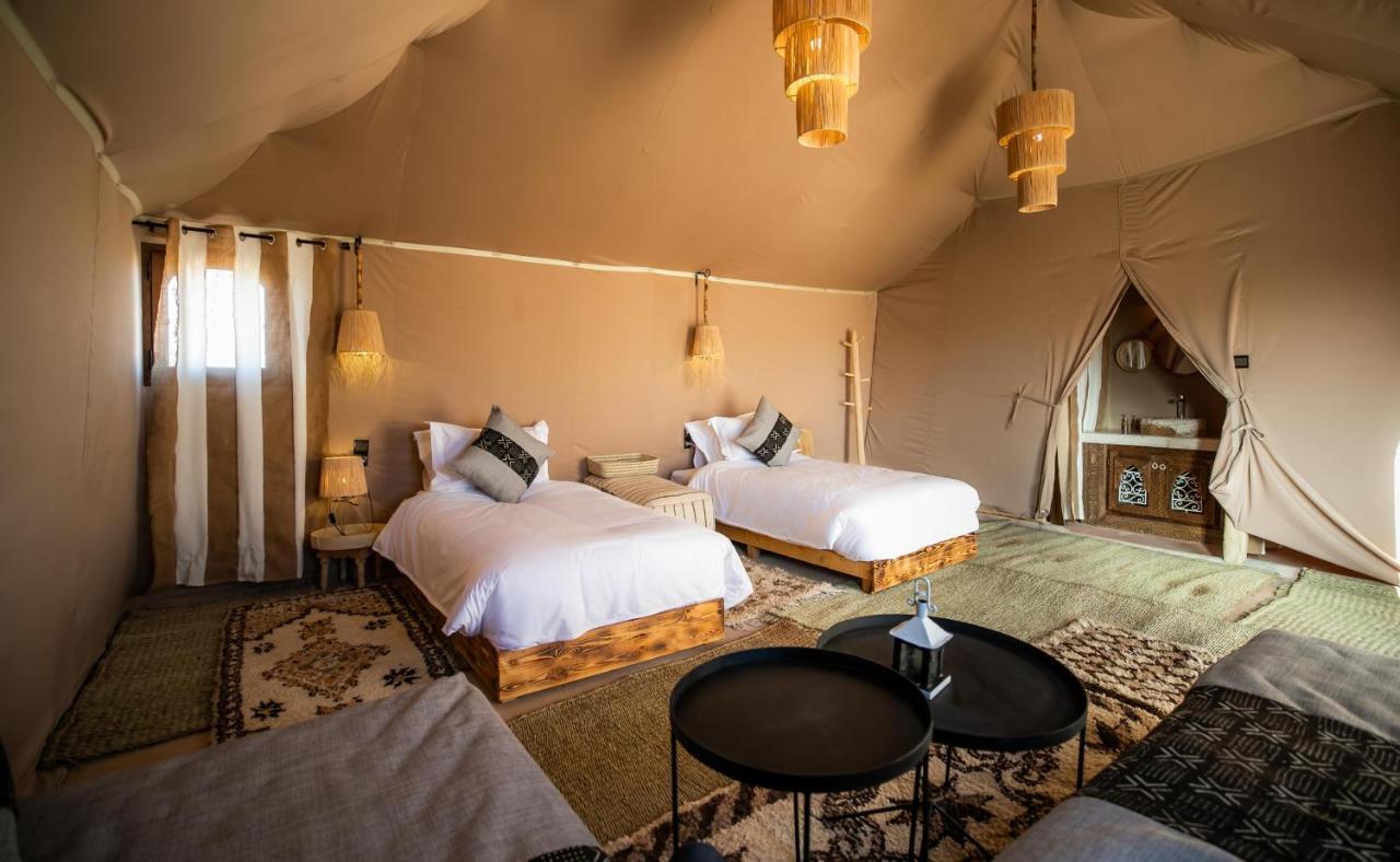 Aiour Luxury Camp Hotel Merzouga Bagian luar foto