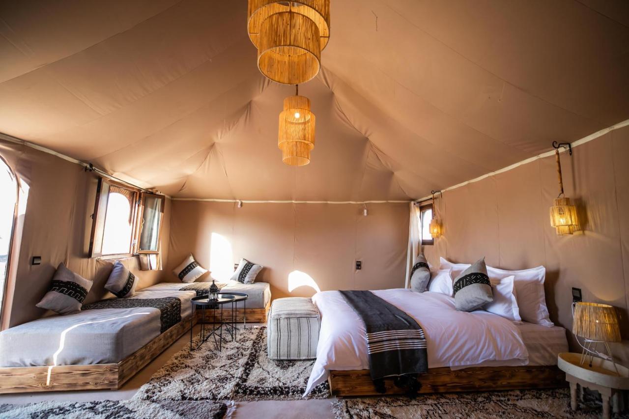 Aiour Luxury Camp Hotel Merzouga Bagian luar foto
